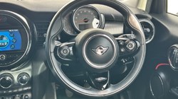 2019 (19) MINI HATCHBACK 1.5 Cooper Exclusive II 5dr 4764051