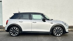 2019 (19) MINI HATCHBACK 1.5 Cooper Exclusive II 5dr 4764065