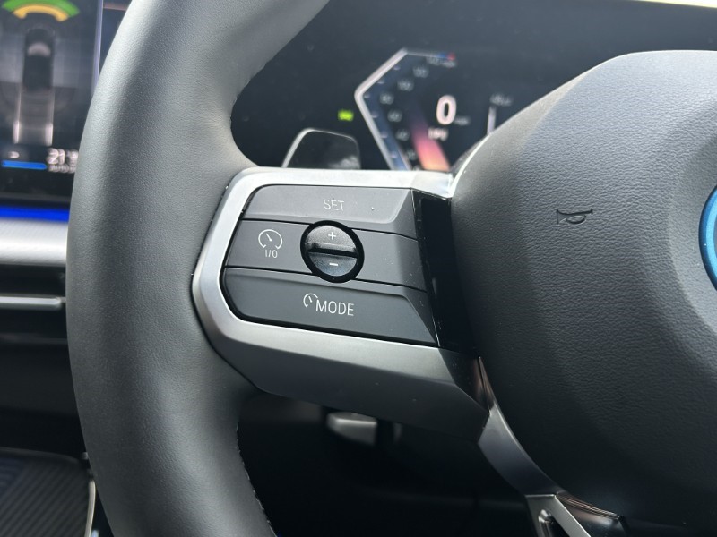 2025 (25) BMW iX1 150kW eDrive20 M Sport 65kWh 5dr Auto 4716915