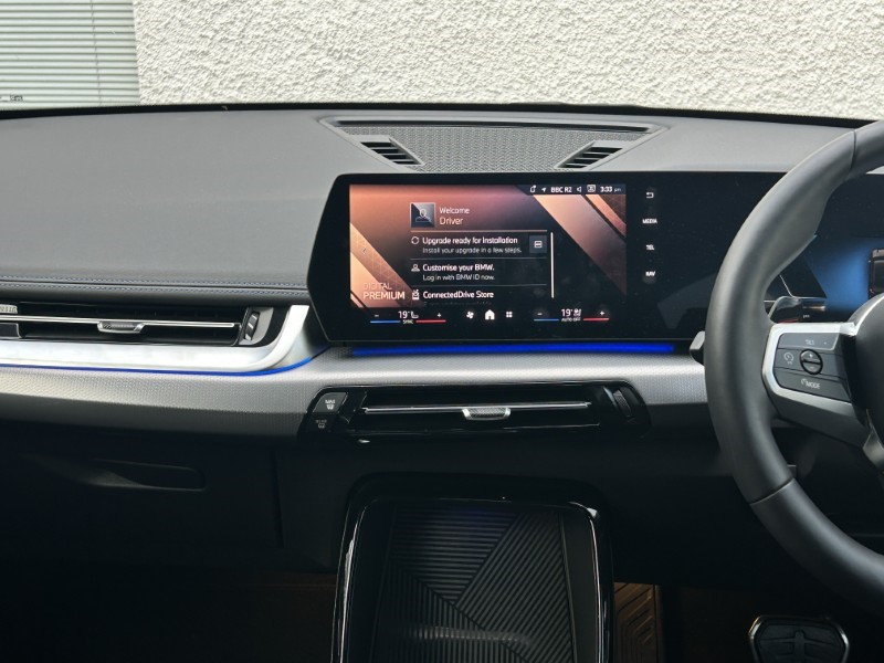 2025 (25) BMW iX1 150kW eDrive20 M Sport 65kWh 5dr Auto 4716909