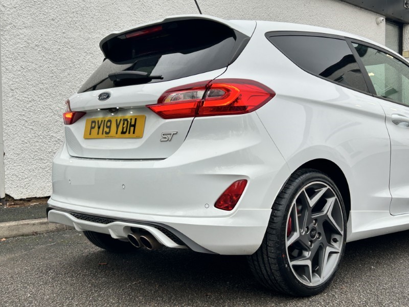 2019 (19) FORD FIESTA 1.5 EcoBoost ST-3 3dr 4764029