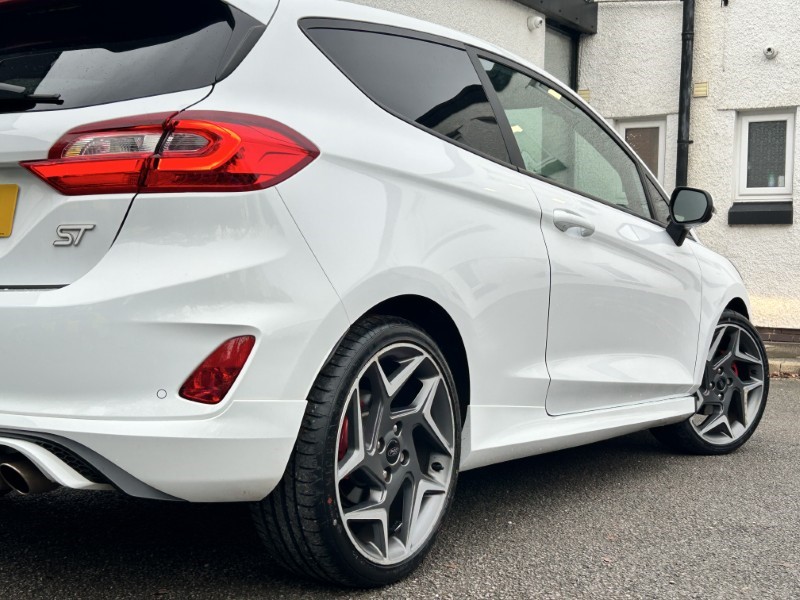 2019 (19) FORD FIESTA 1.5 EcoBoost ST-3 3dr 4764030