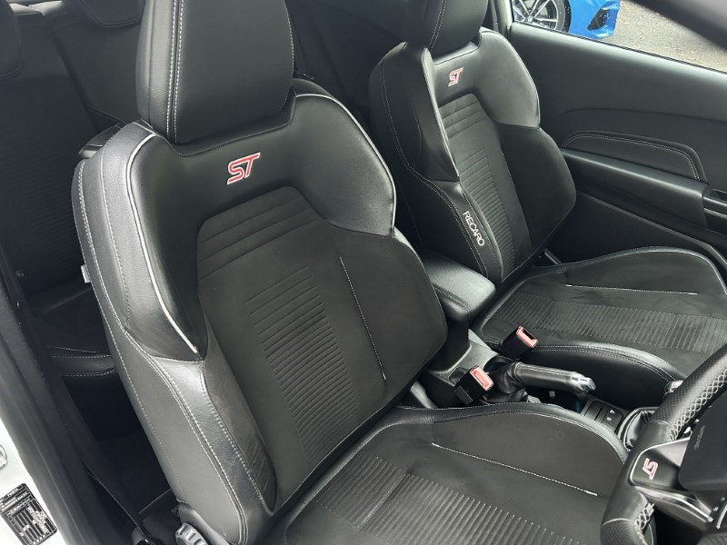 2019 (19) FORD FIESTA 1.5 EcoBoost ST-3 3dr 4764009