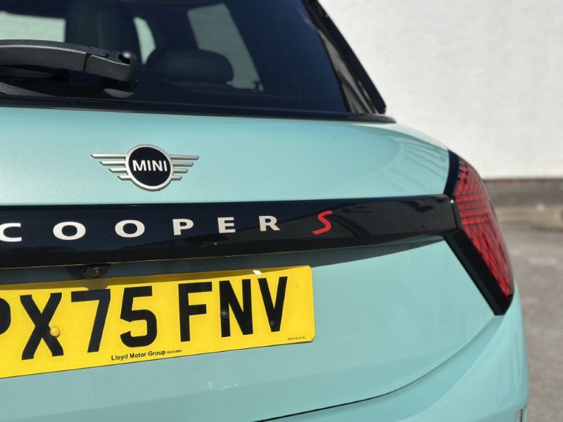 2025 (75) MINI COOPER 2.0 S Sport [Level 2] 5dr Auto 5324282