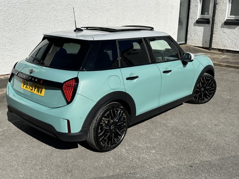 2025 (75) MINI COOPER 2.0 S Sport [Level 2] 5dr Auto 5324309