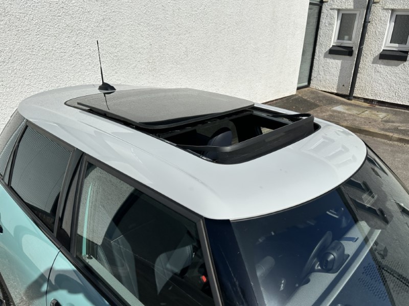 2025 (75) MINI COOPER 2.0 S Sport [Level 2] 5dr Auto 5324315