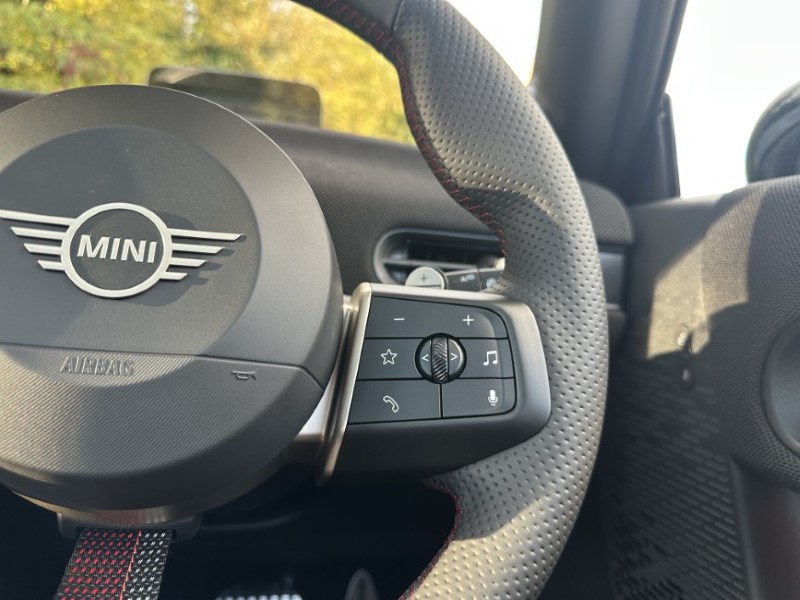 2025 (75) MINI COOPER 2.0 John Cooper Works [Level 2] 3dr Auto 4765460