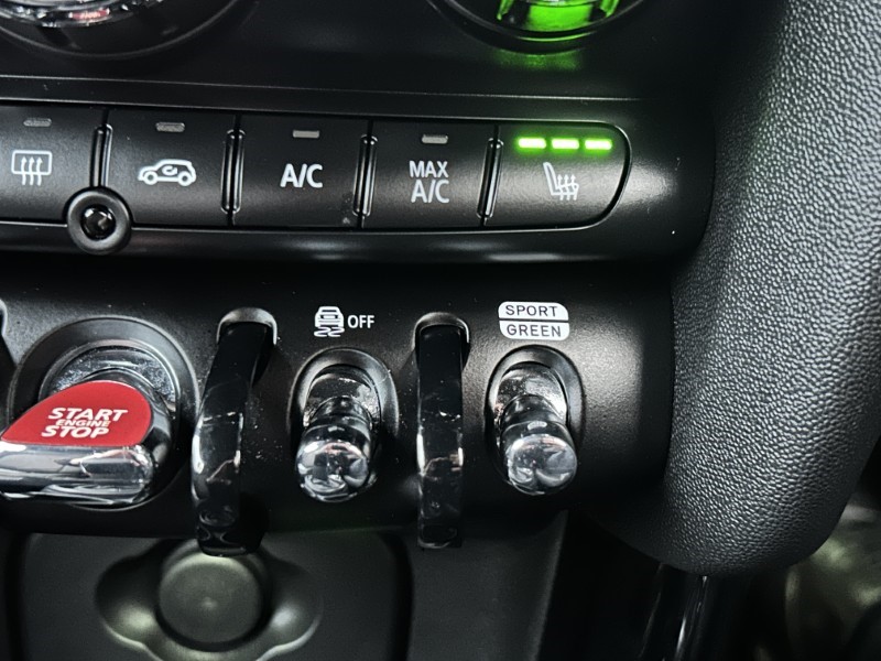 2024 (24) MINI CONVERTIBLE 1.5 Cooper Classic Premium 2dr Auto 4799393