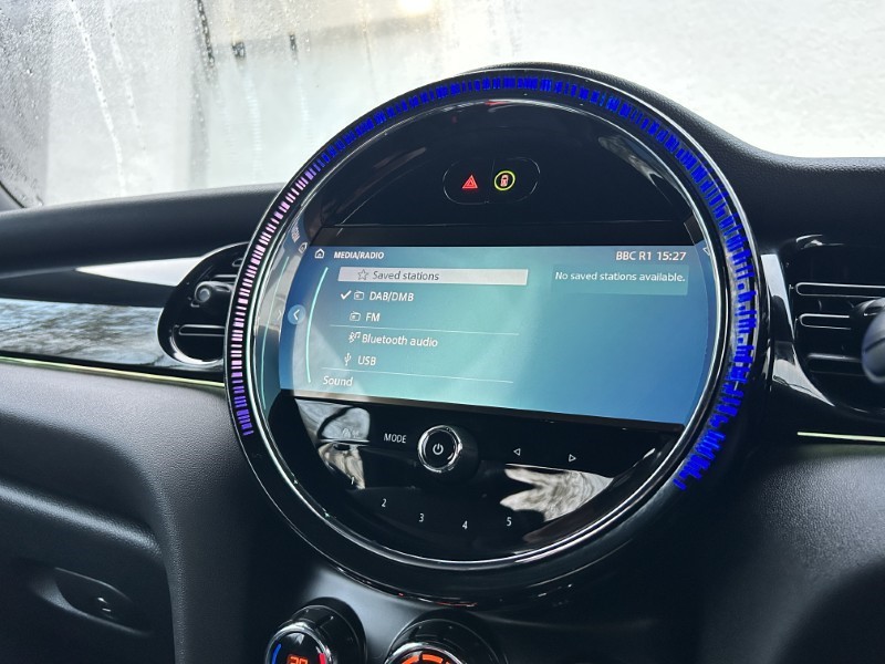 2024 (24) MINI CONVERTIBLE 1.5 Cooper Classic Premium 2dr Auto 4799386