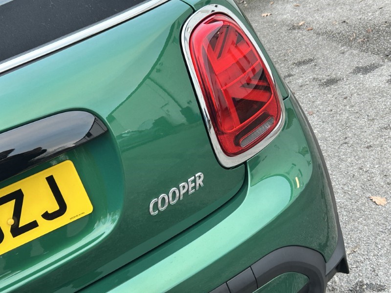 2024 (24) MINI CONVERTIBLE 1.5 Cooper Classic Premium 2dr Auto 4799408