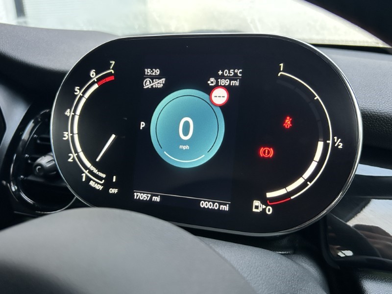 2024 (24) MINI CONVERTIBLE 1.5 Cooper Classic Premium 2dr Auto 4799398