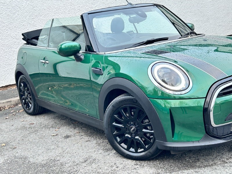 2024 (24) MINI CONVERTIBLE 1.5 Cooper Classic Premium 2dr Auto 4799419