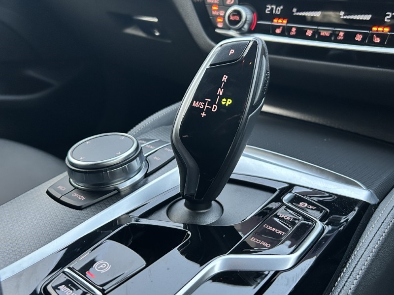 2022 (72) BMW 5 SERIES 520d xDrive MHT M Sport 5dr Step Auto 4880723