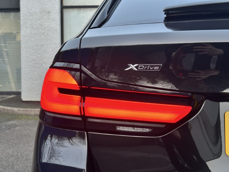 2022 (72) BMW 5 SERIES 520d xDrive MHT M Sport 5dr Step Auto 4880747