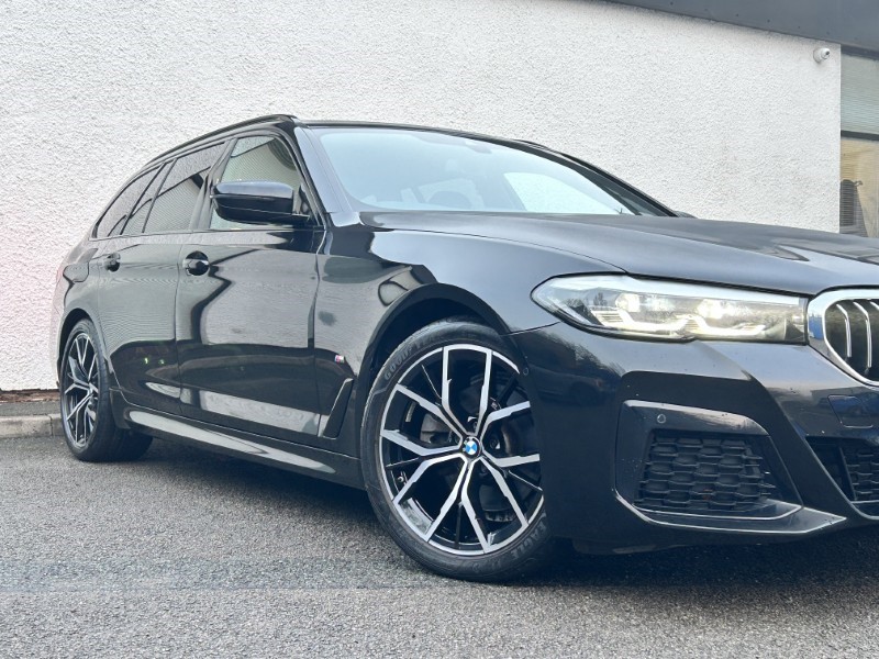 2022 (72) BMW 5 SERIES 520d xDrive MHT M Sport 5dr Step Auto 4880761