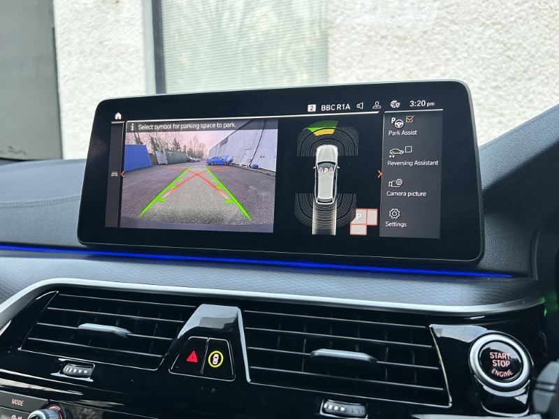 2022 (72) BMW 5 SERIES 520d xDrive MHT M Sport 5dr Step Auto 4880728