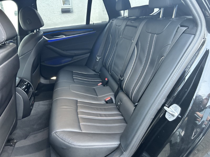 2022 (72) BMW 5 SERIES 520d xDrive MHT M Sport 5dr Step Auto 4880745