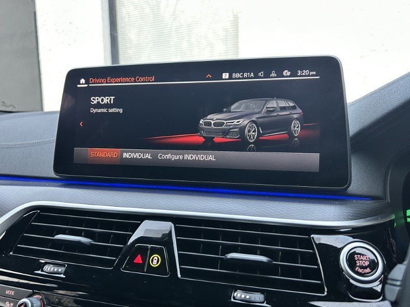 2022 (72) BMW 5 SERIES 520d xDrive MHT M Sport 5dr Step Auto 4880730