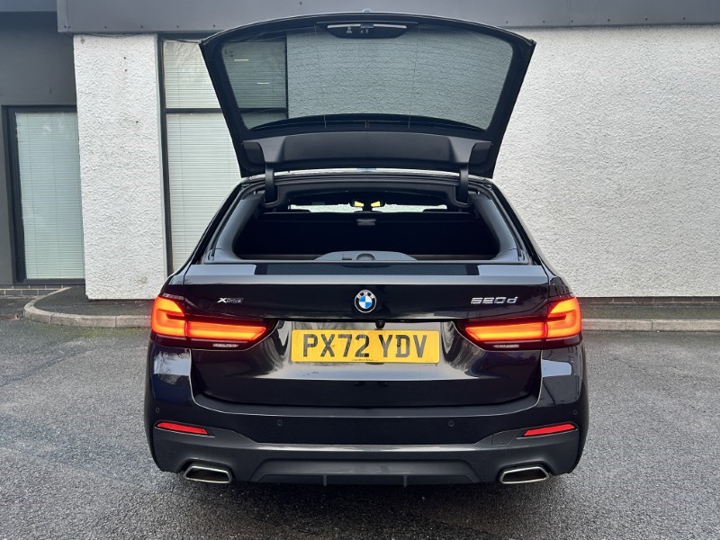 2022 (72) BMW 5 SERIES 520d xDrive MHT M Sport 5dr Step Auto 4880754