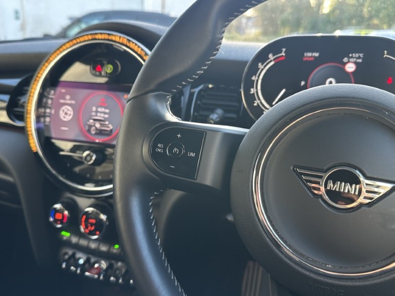 2023 (73) MINI HATCHBACK 1.5 Cooper Sport 3dr Auto 4812212