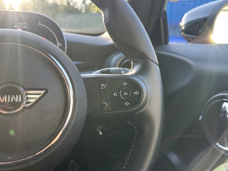 2023 (73) MINI HATCHBACK 1.5 Cooper Sport 3dr Auto 4812213