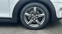 2020 (69) MINI HATCHBACK 1.5 Cooper Classic II 3dr 4827506