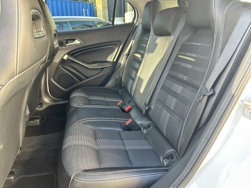 2019 (19) MERCEDES-BENZ GLA 180 Urban Edition 5dr Auto 4788778