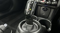 2022 (72) MINI CONVERTIBLE 1.5 Cooper Classic 2dr Auto 4936703