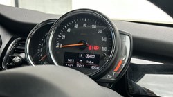 2022 (72) MINI CONVERTIBLE 1.5 Cooper Classic 2dr Auto 4936708