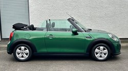 2022 (72) MINI CONVERTIBLE 1.5 Cooper Classic 2dr Auto 4936723