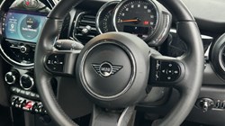 2022 (72) MINI CONVERTIBLE 1.5 Cooper Classic 2dr Auto 4936715