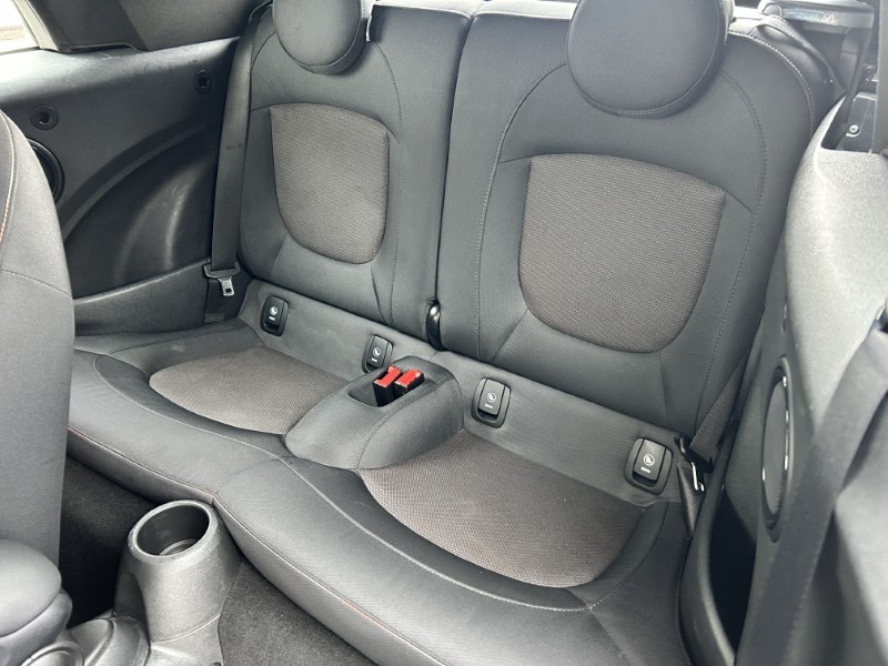 2022 (72) MINI CONVERTIBLE 1.5 Cooper Classic 2dr Auto 4936720