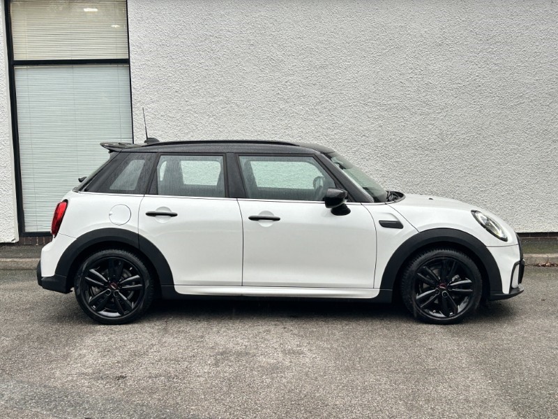 2023 (73) MINI HATCHBACK 1.5 Cooper Sport Premium 5dr Auto 4822114