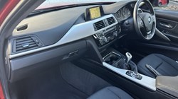 2016 (16) BMW 3 SERIES 318d SE 4dr 4793191