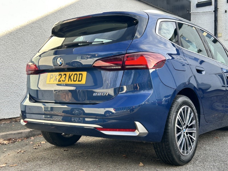 2023 (23) BMW 2 SERIES 220i MHT Luxury 5dr DCT 4801076