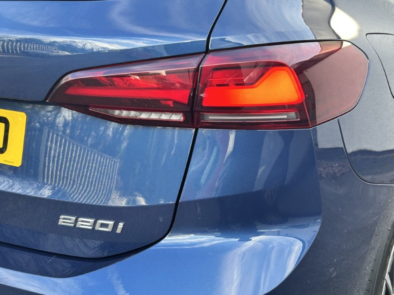 2023 (23) BMW 2 SERIES 220i MHT Luxury 5dr DCT 4801065