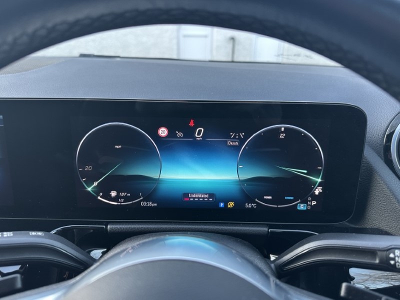 2023 (73) MERCEDES-BENZ GLA 200 Sport Executive 5dr Auto 4812040