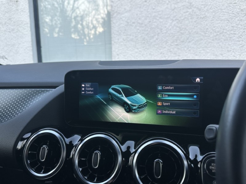 2023 (73) MERCEDES-BENZ GLA 200 Sport Executive 5dr Auto 4812010