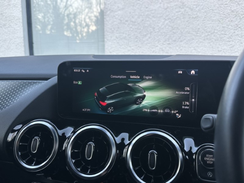 2023 (73) MERCEDES-BENZ GLA 200 Sport Executive 5dr Auto 4812011