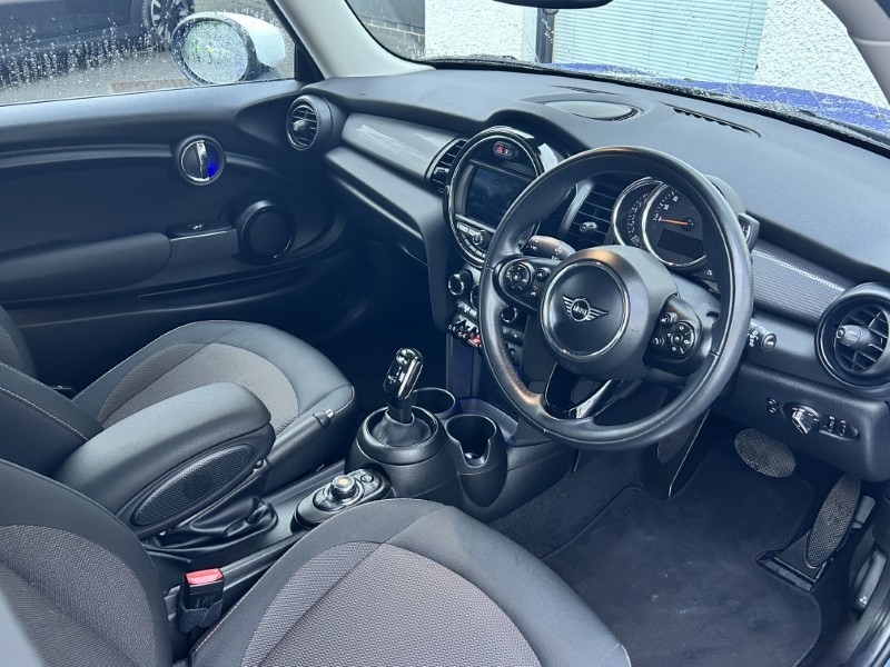 2020 (20) MINI HATCHBACK 1.5 Cooper Classic II 3dr Auto 4819477