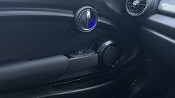 2020 (20) MINI HATCHBACK 1.5 Cooper Classic II 3dr Auto 4819474