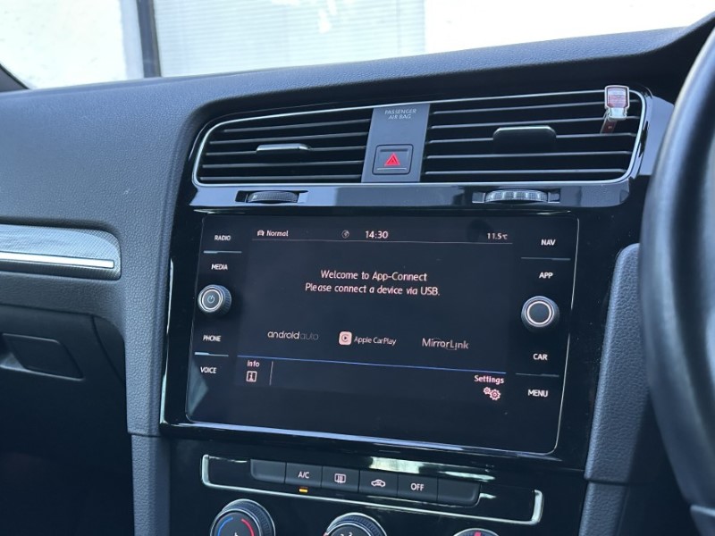 2018 (18) VOLKSWAGEN GOLF 1.5 TSI EVO 150 R-Line 5dr DSG 4866917