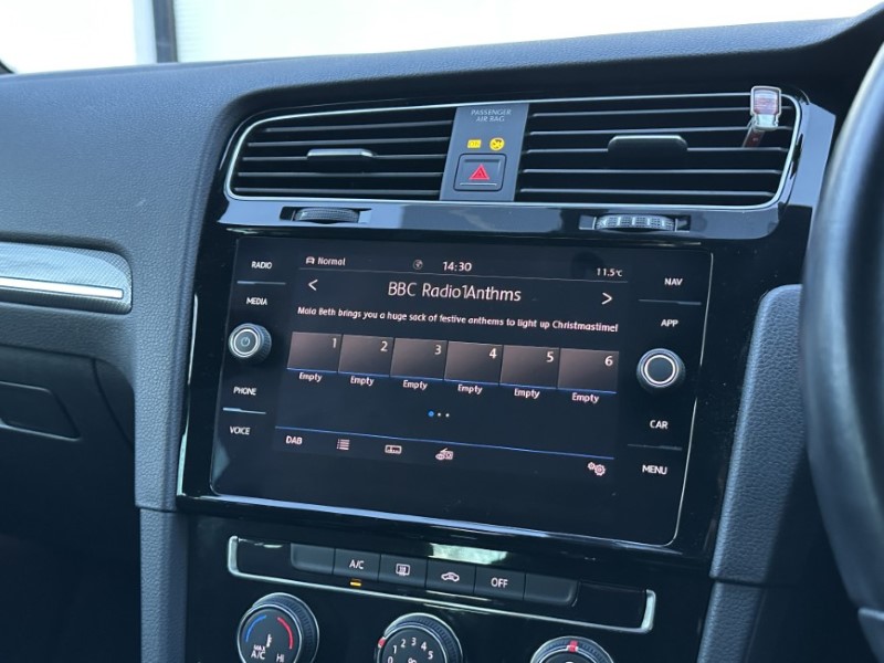 2018 (18) VOLKSWAGEN GOLF 1.5 TSI EVO 150 R-Line 5dr DSG 4866914