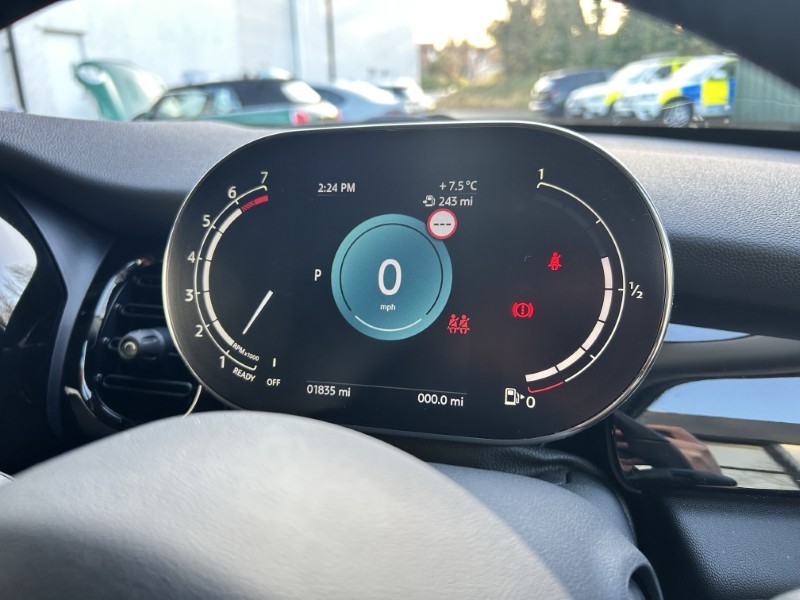 2024 (73) MINI HATCHBACK 1.5 Cooper Classic 3dr Auto 4832978