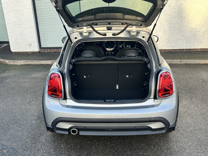 2024 (73) MINI HATCHBACK 1.5 Cooper Classic 3dr Auto 4832955