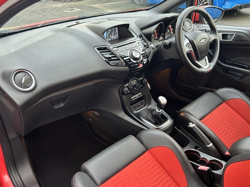 2017 (17) FORD FIESTA 1.6 EcoBoost ST-3 3dr 4877965