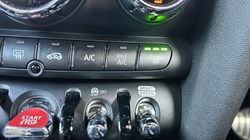 2022 (71) MINI HATCHBACK 1.5 Cooper Sport 5dr Auto 4870706