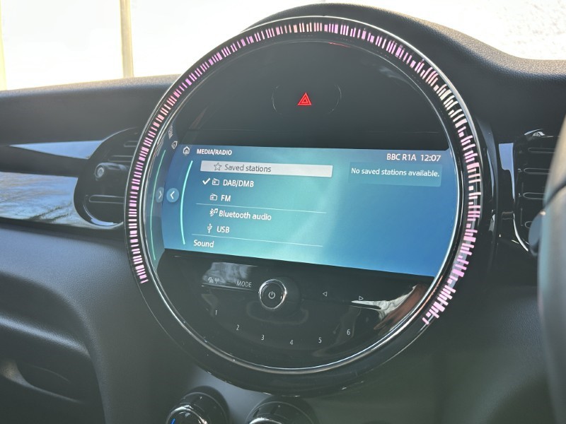 2022 (71) MINI HATCHBACK 1.5 Cooper Sport 5dr Auto 4870714