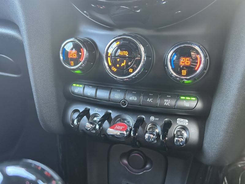 2022 (71) MINI HATCHBACK 1.5 Cooper Sport 5dr Auto 4870705