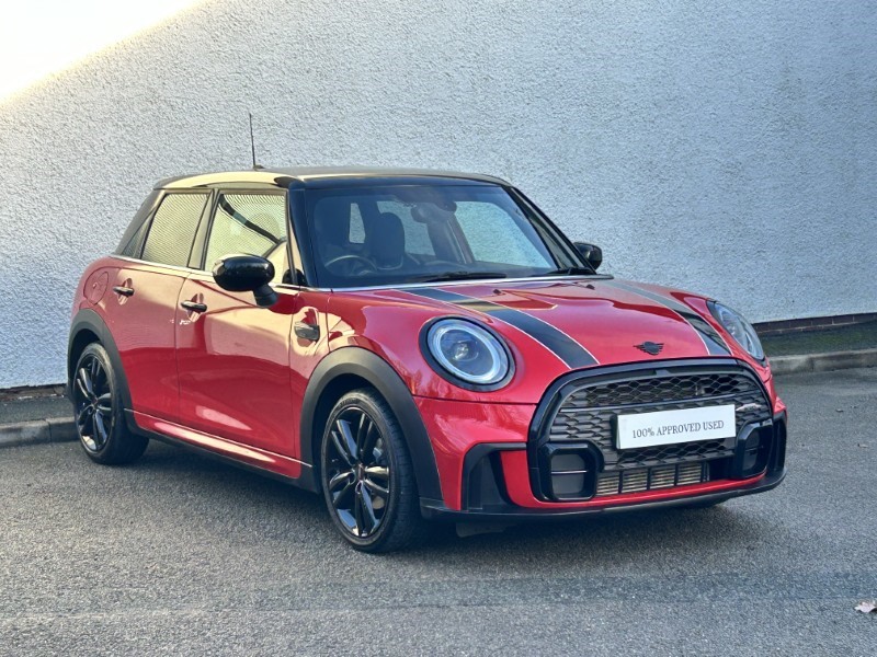 2022 (71) MINI HATCHBACK 1.5 Cooper Sport 5dr Auto